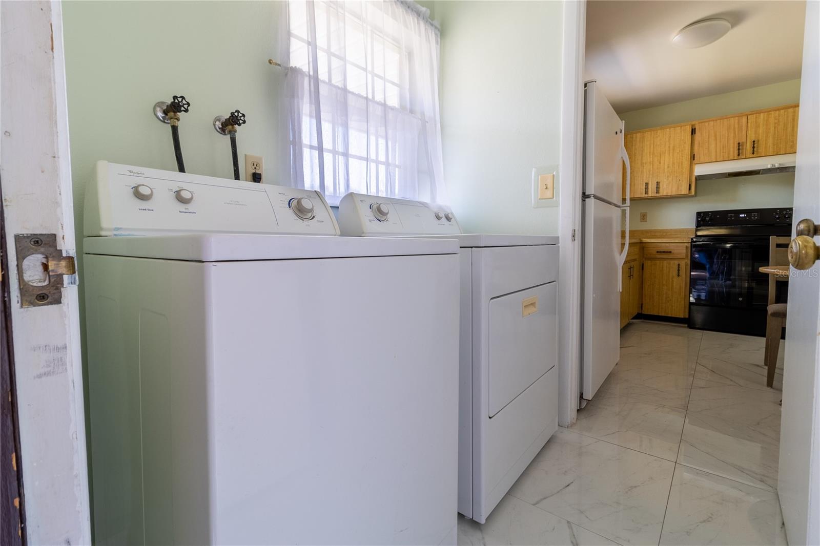 Image 19 of 28 For 15083 43rd Terrace Road