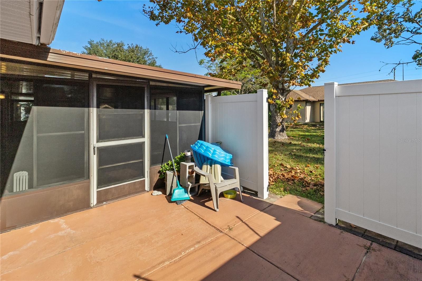 Image 8 of 28 For 15083 43rd Terrace Road