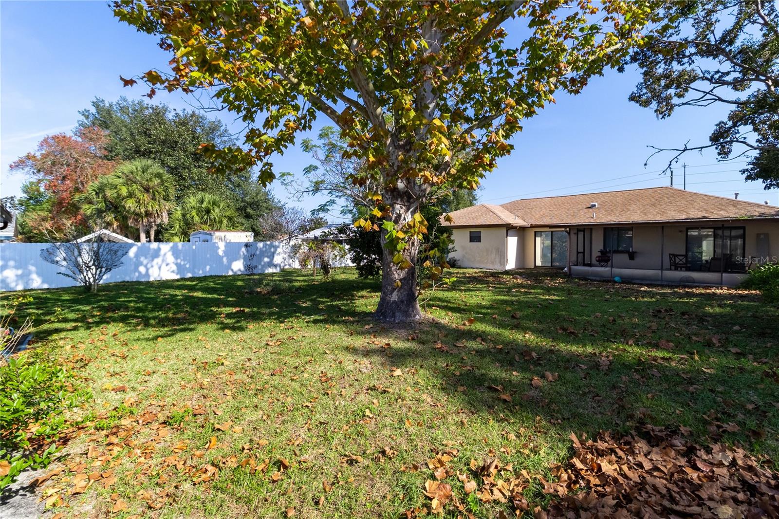 Image 9 of 28 For 15083 43rd Terrace Road