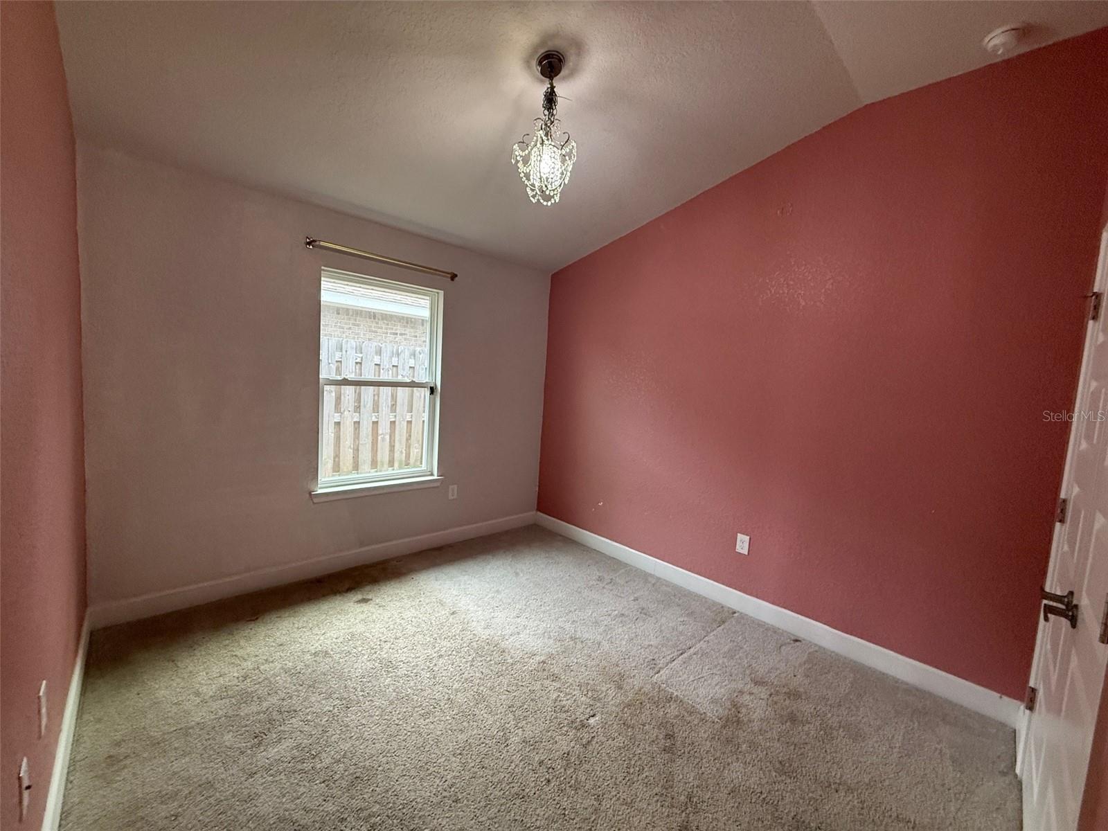 Image 12 of 16 For 15835 123rd Avenue