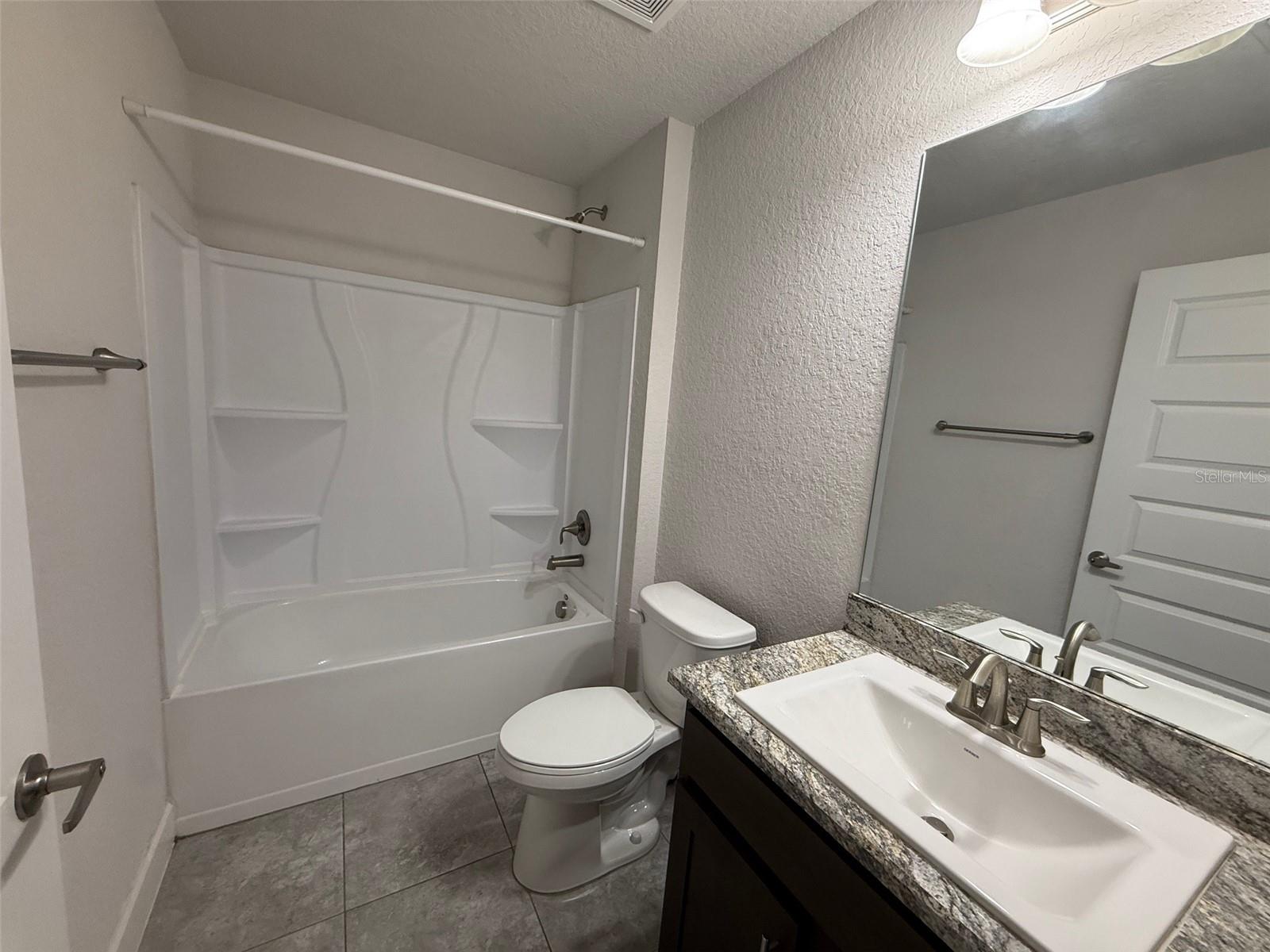 Image 14 of 16 For 15835 123rd Avenue