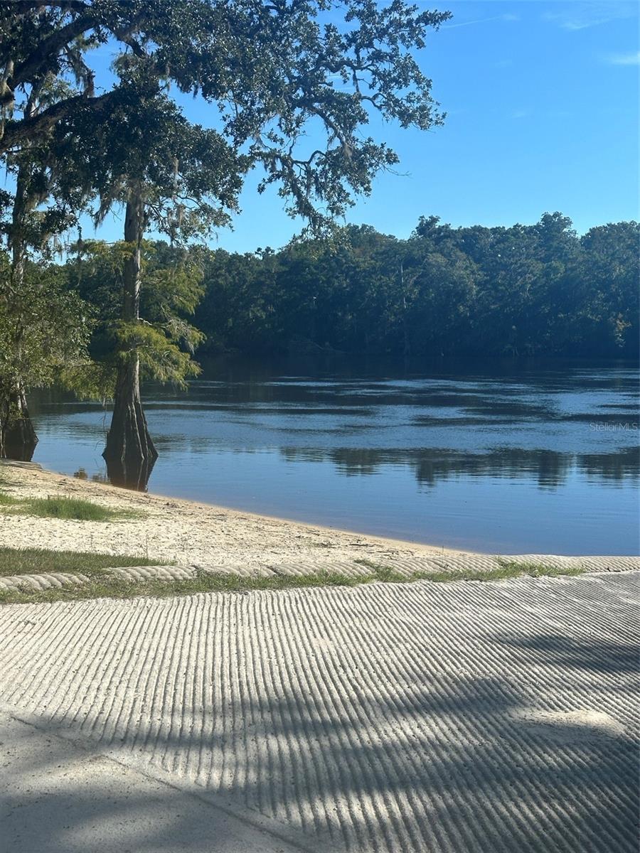 Image 21 of 44 For 79 242nd Avenue