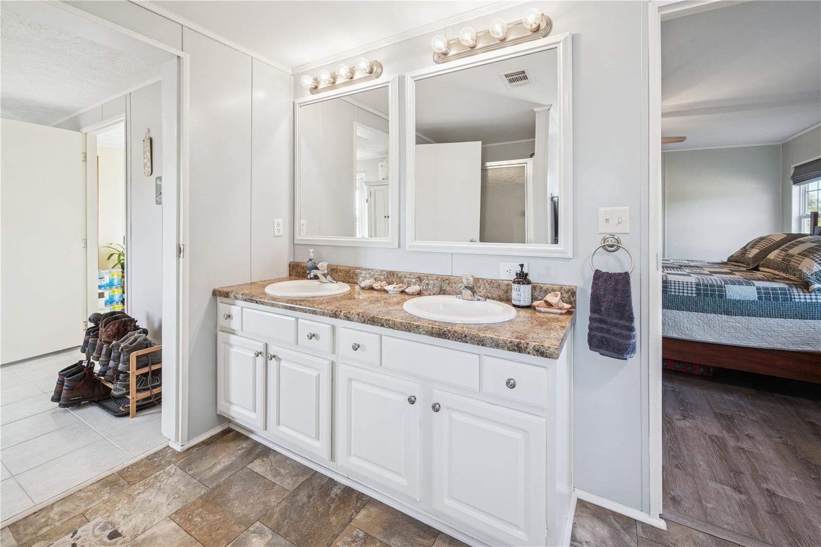 Image 42 of 97 For 18708 County Road 250