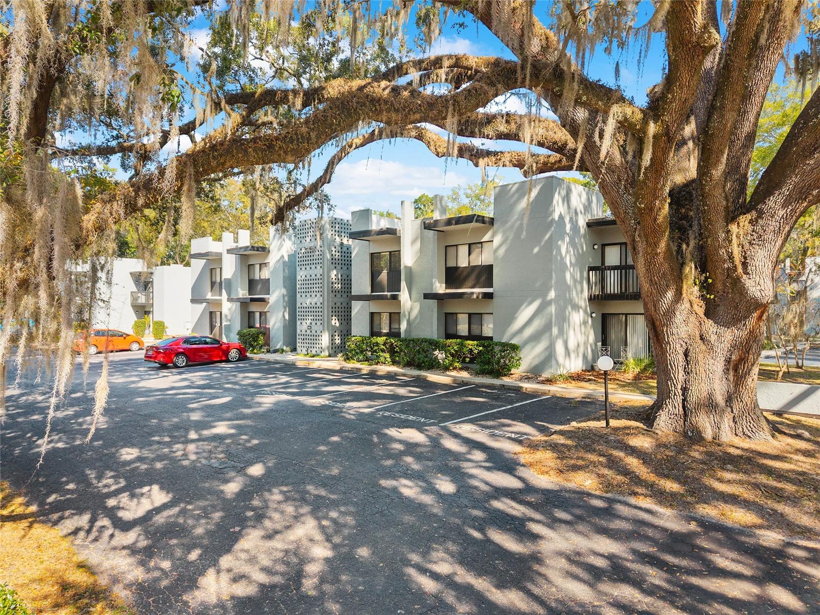 Image 48 of 62 For 401 39th Road 401c