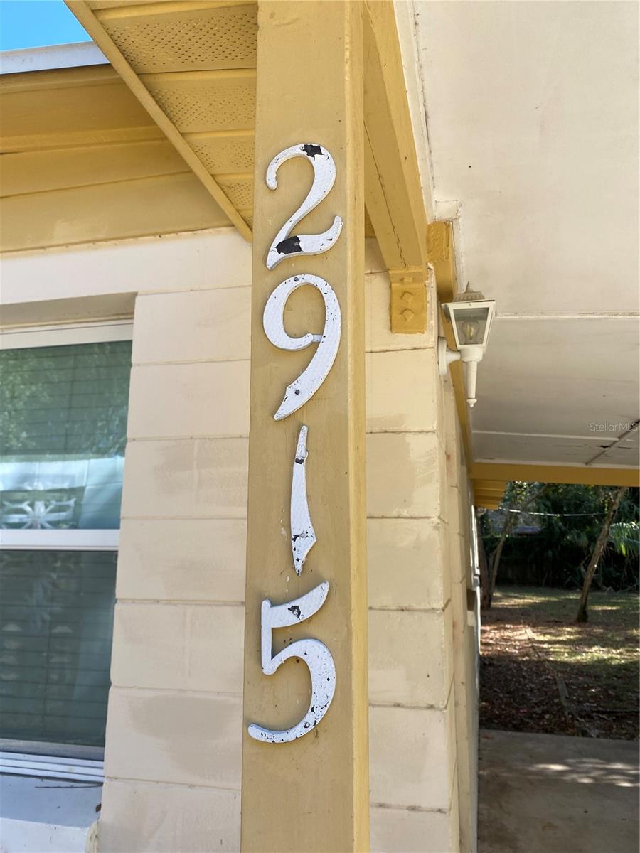 Image 3 of 13 For 2915 Ne 12 Street