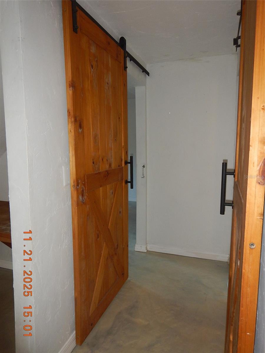 Image 11 of 37 For 2751 24th Place