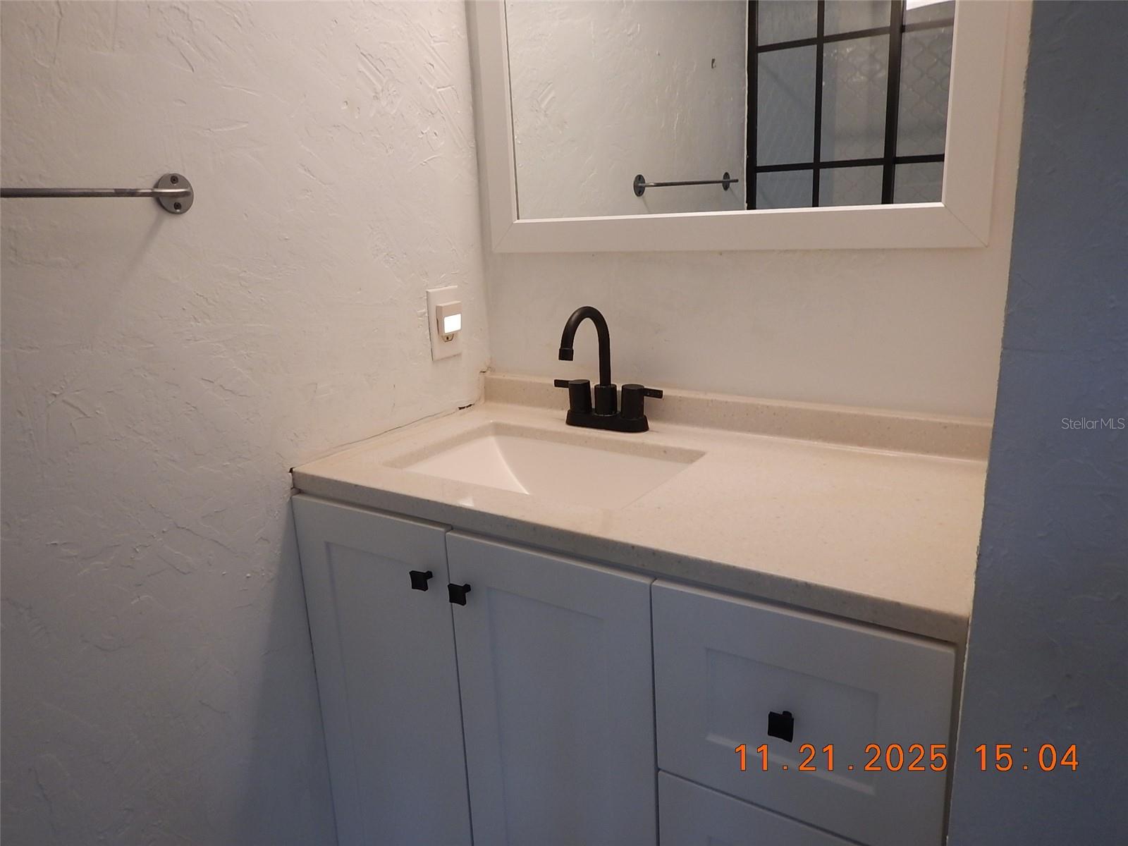 Image 29 of 37 For 2751 24th Place