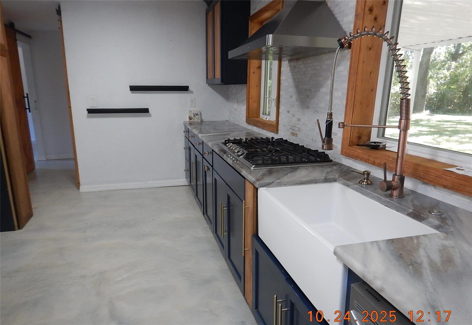 Image 8 of 37 For 2751 24th Place