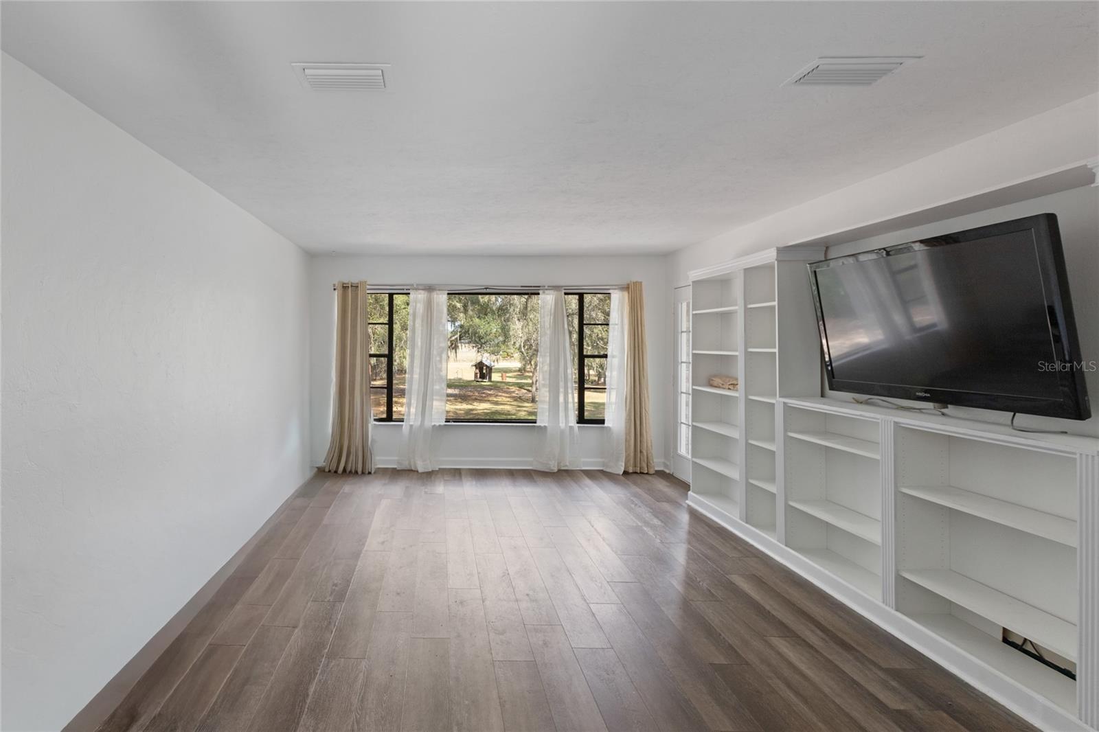 Image 38 of 80 For 730 State Road 26