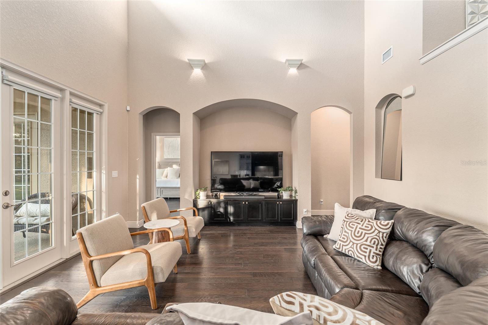 Image 21 of 76 For 4126 13th Terrace