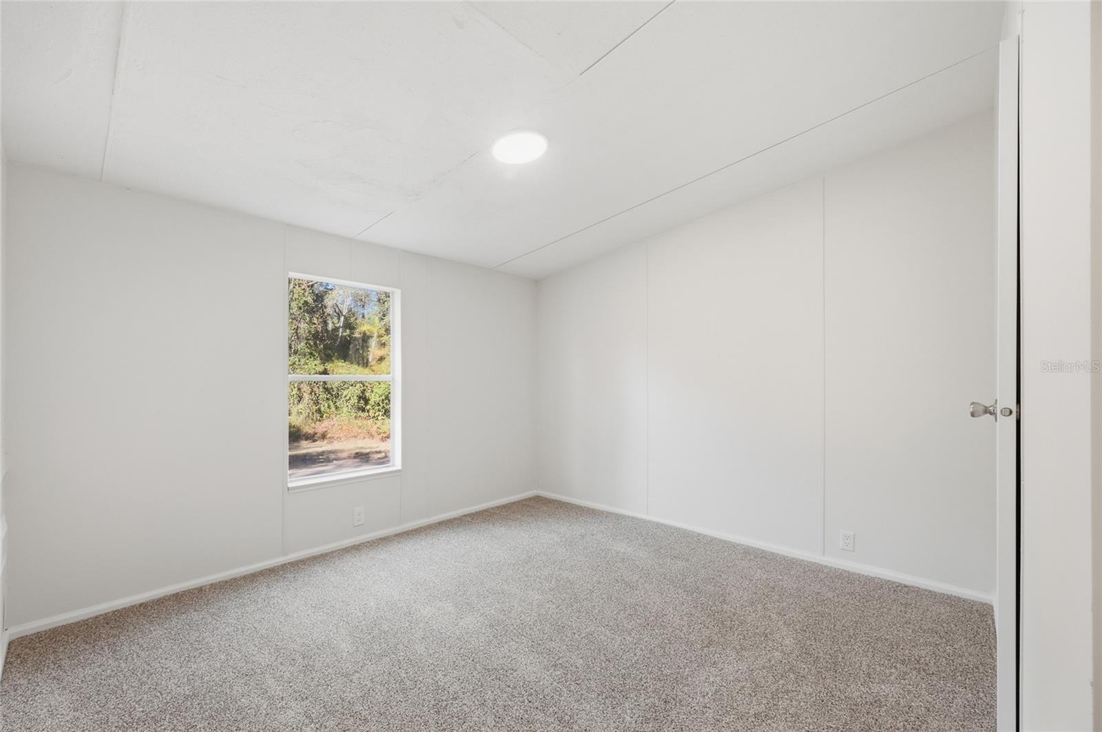 Image 31 of 43 For 5671 56th Way