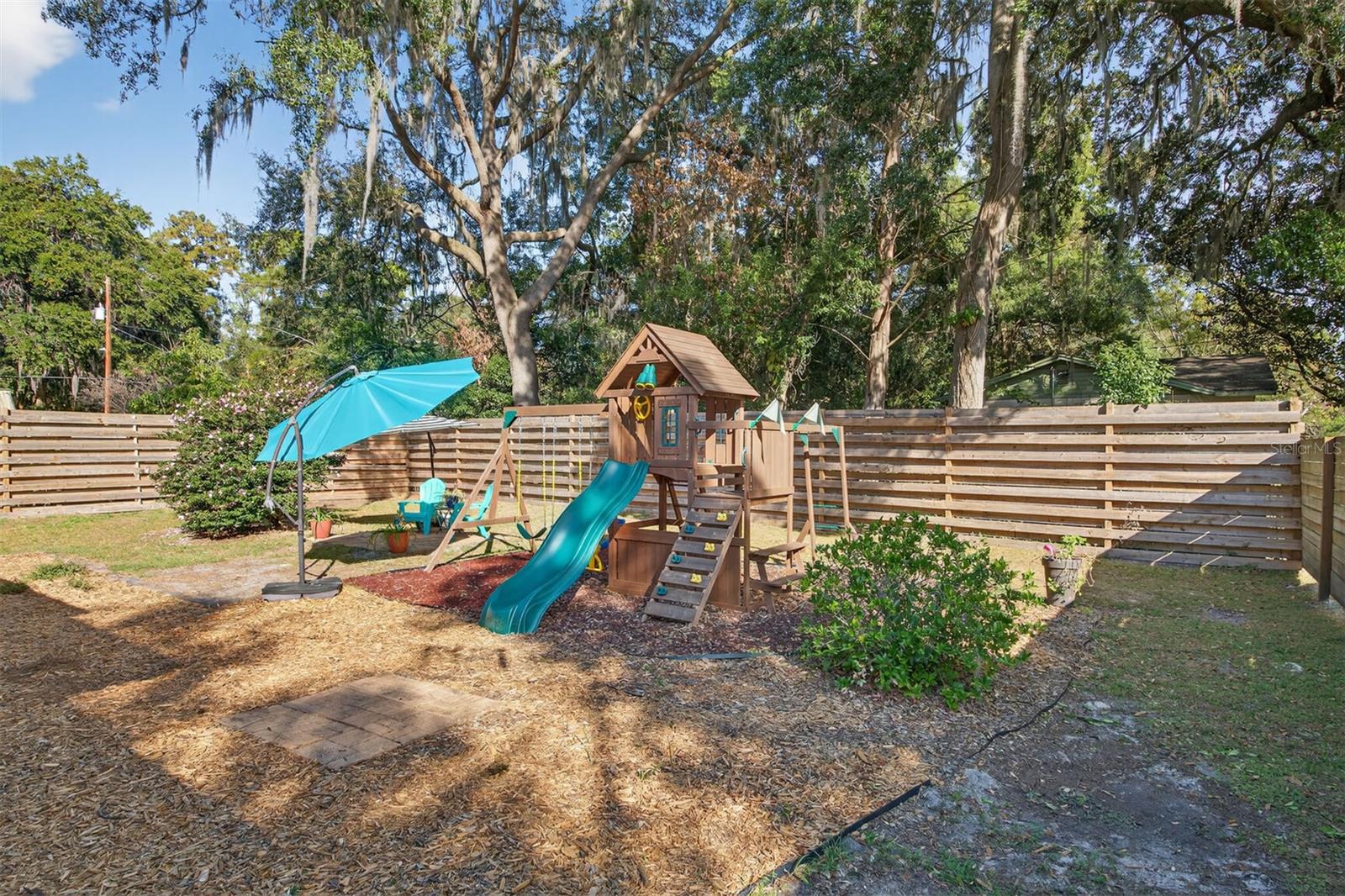 Image 24 of 32 For 1105 9th Street