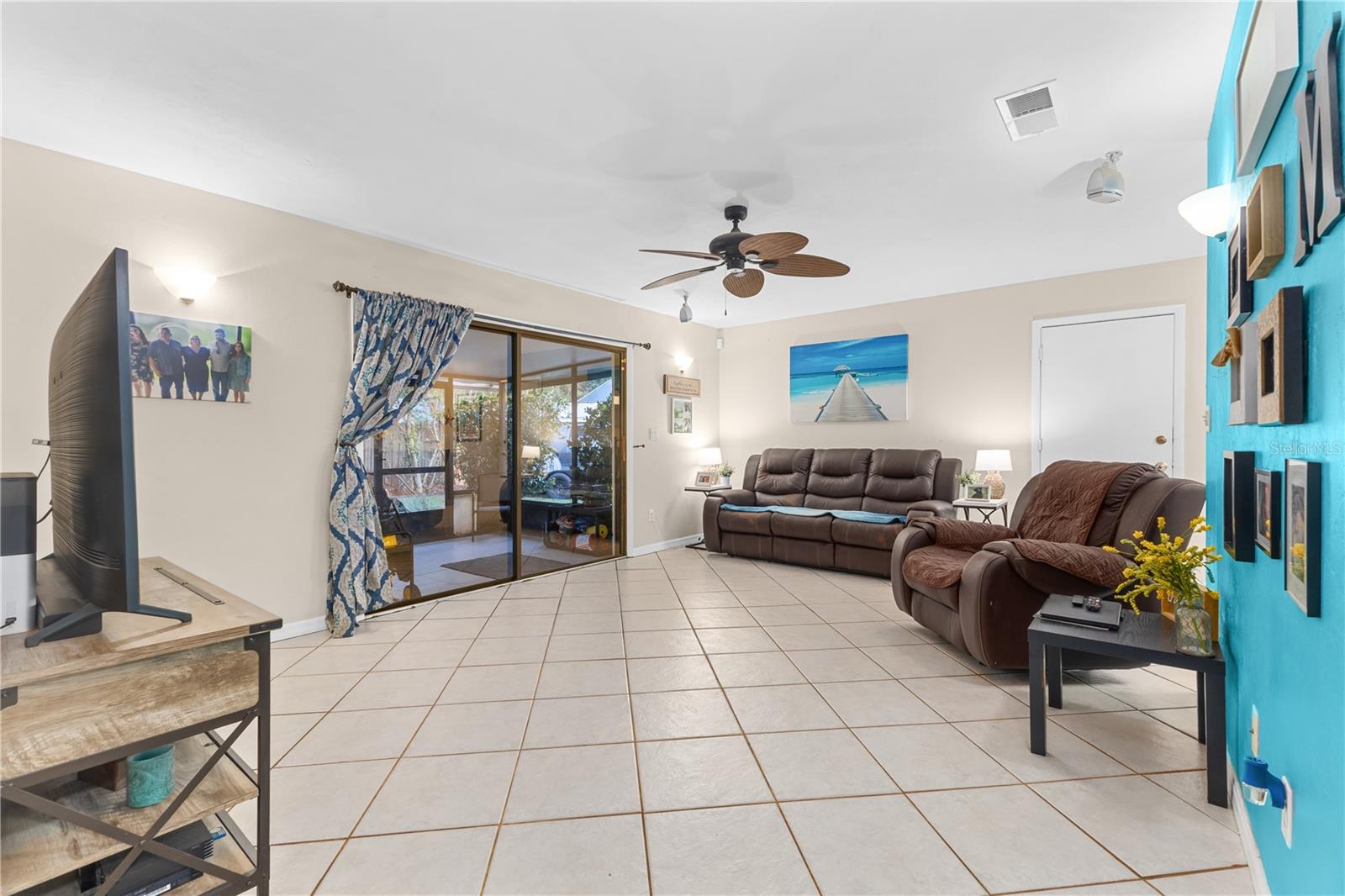 Image 9 of 25 For 5631 25th Terrace