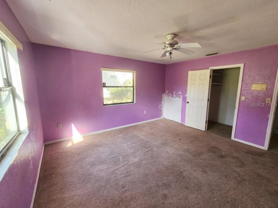 Image 11 of 14 For 11708 72nd Terrace