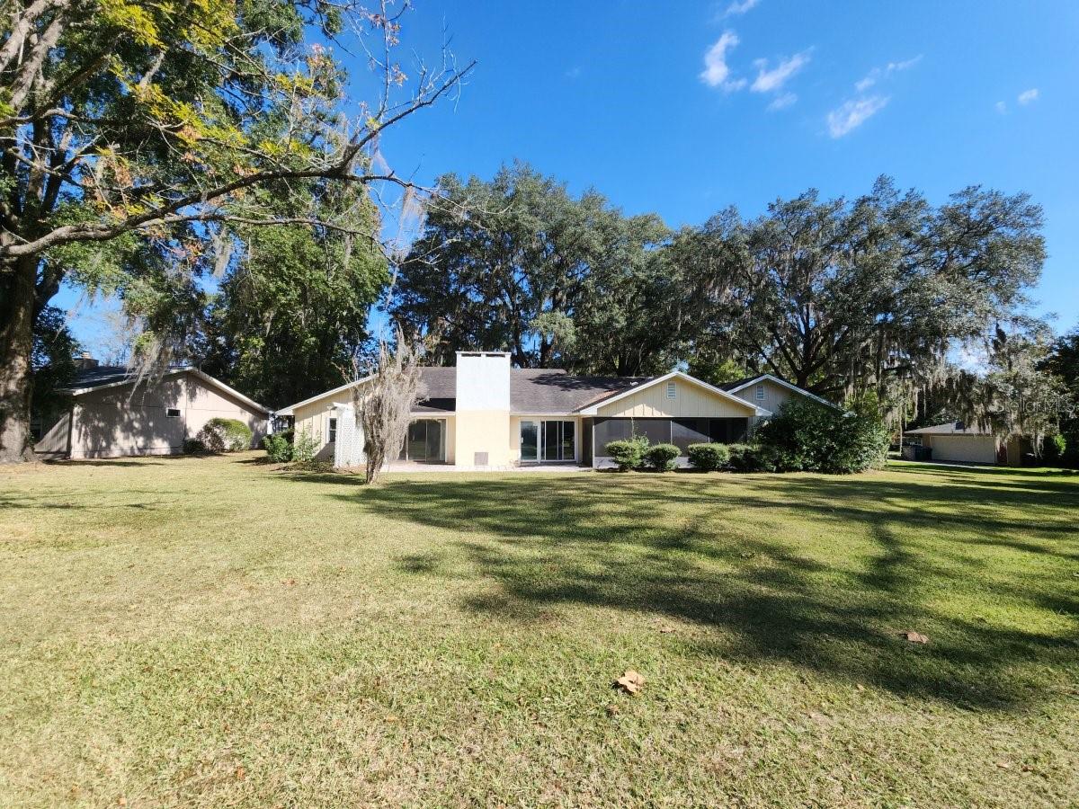 Image 2 of 14 For 11708 72nd Terrace