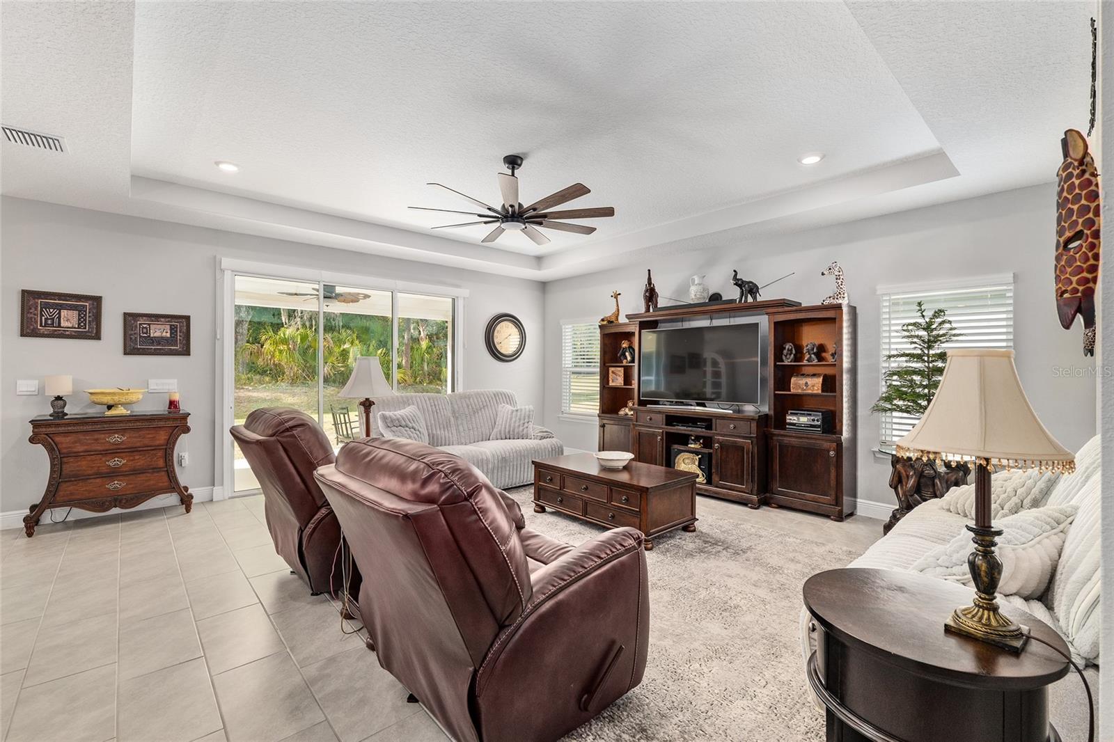 Image 12 of 74 For 5912 46th Drive