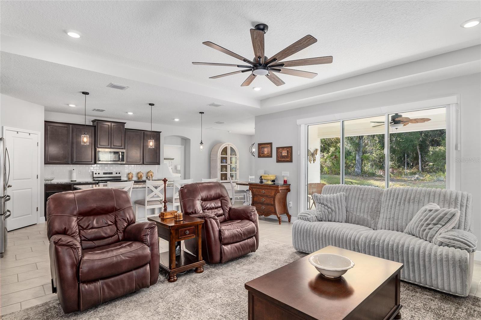 Image 17 of 74 For 5912 46th Drive