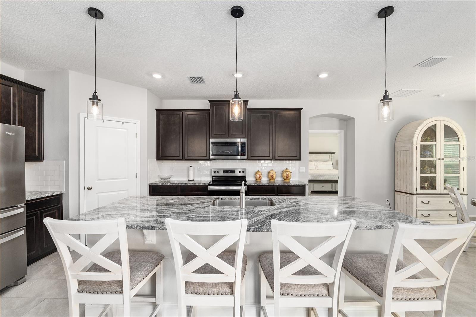 Image 23 of 74 For 5912 46th Drive