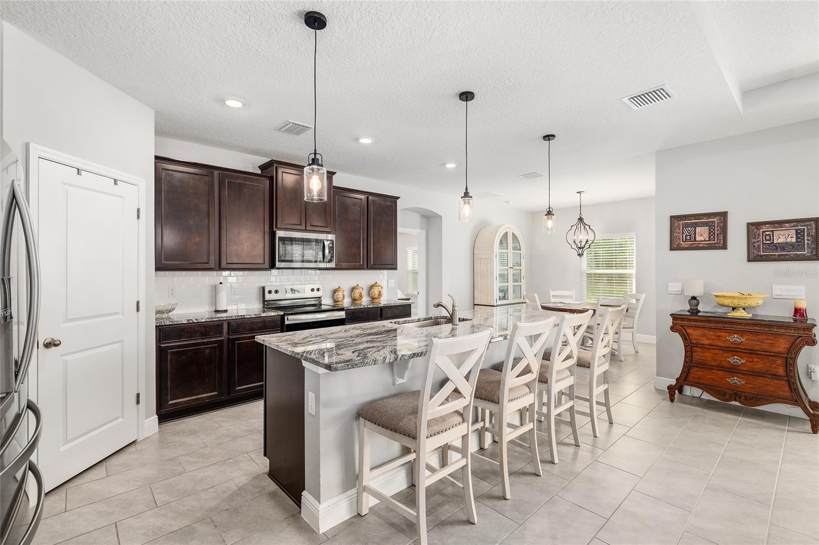 Image 24 of 74 For 5912 46th Drive