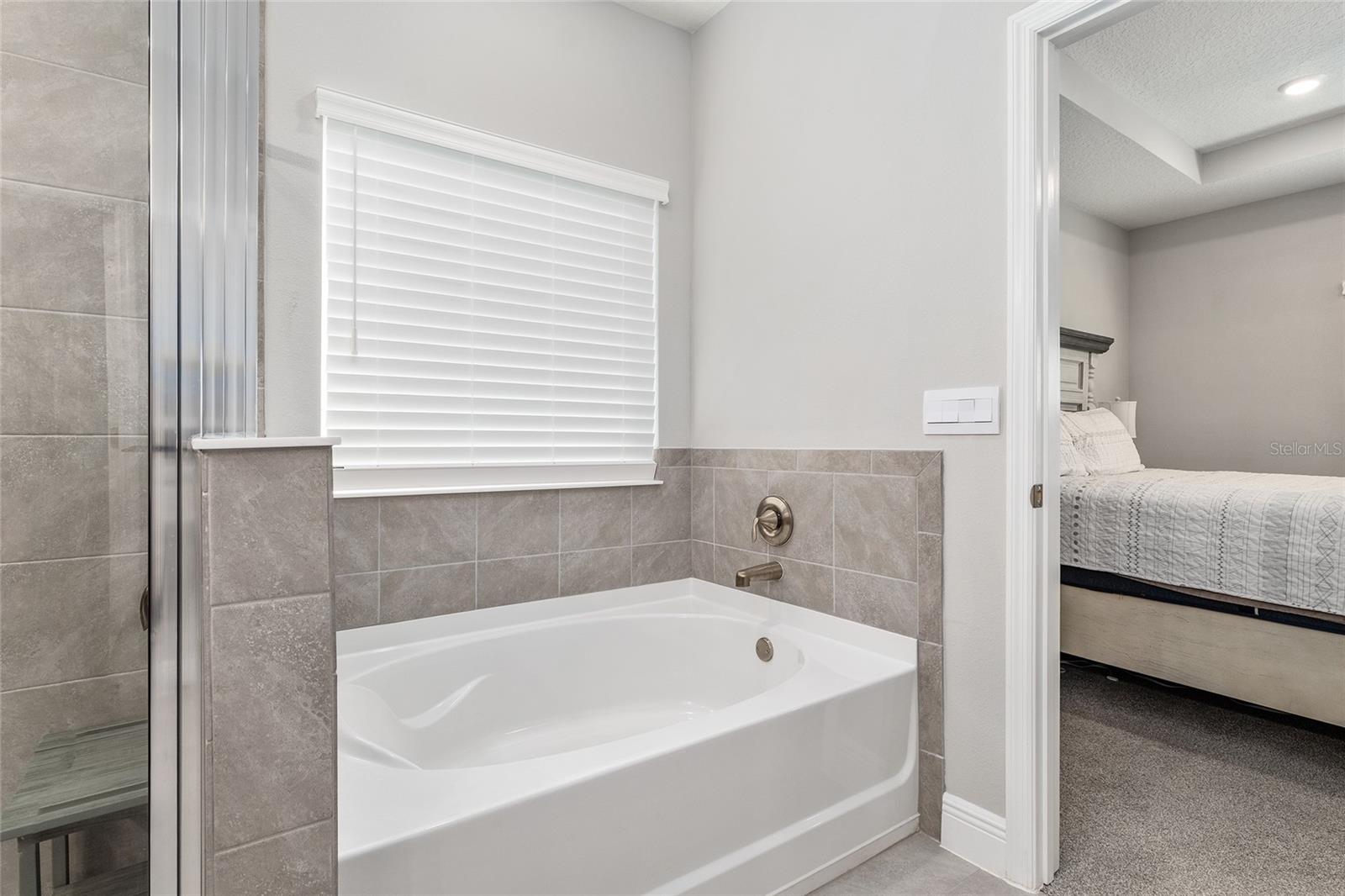 Image 42 of 74 For 5912 46th Drive