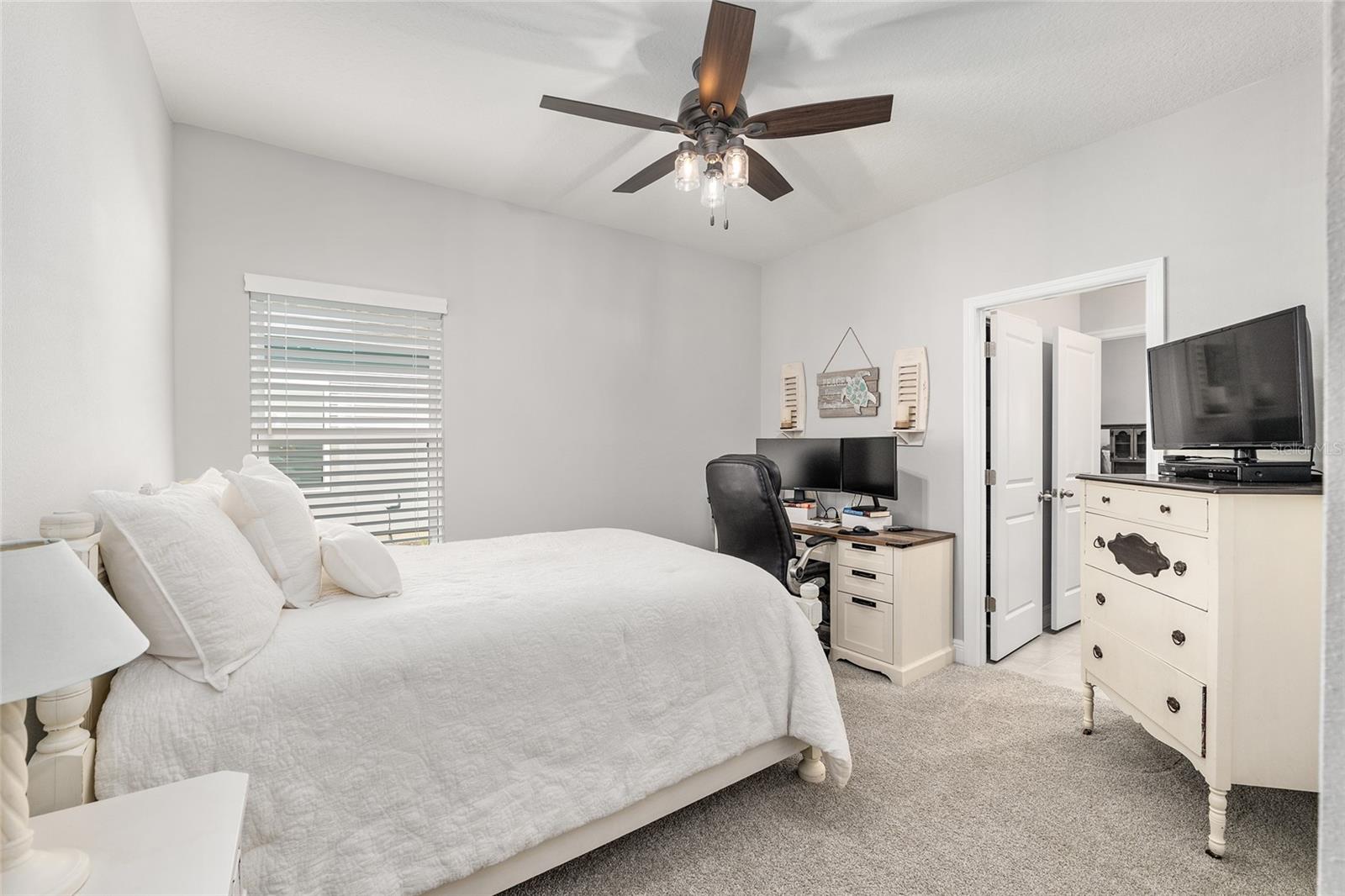 Image 44 of 74 For 5912 46th Drive