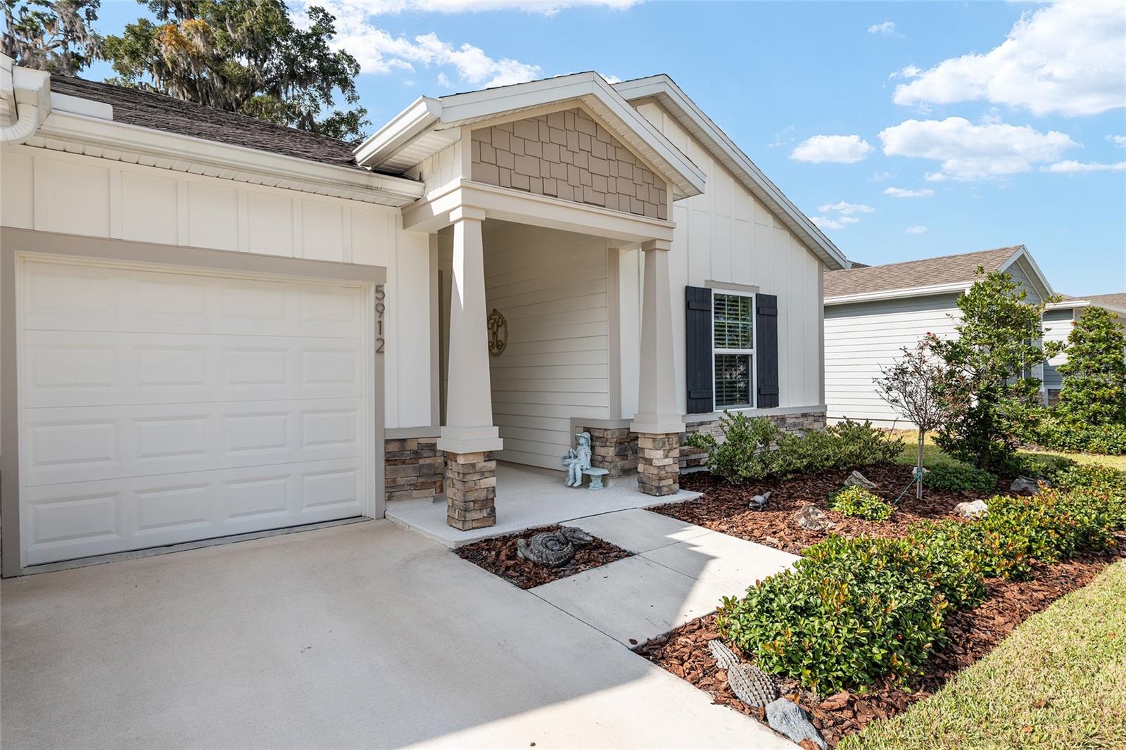 Image 7 of 74 For 5912 46th Drive