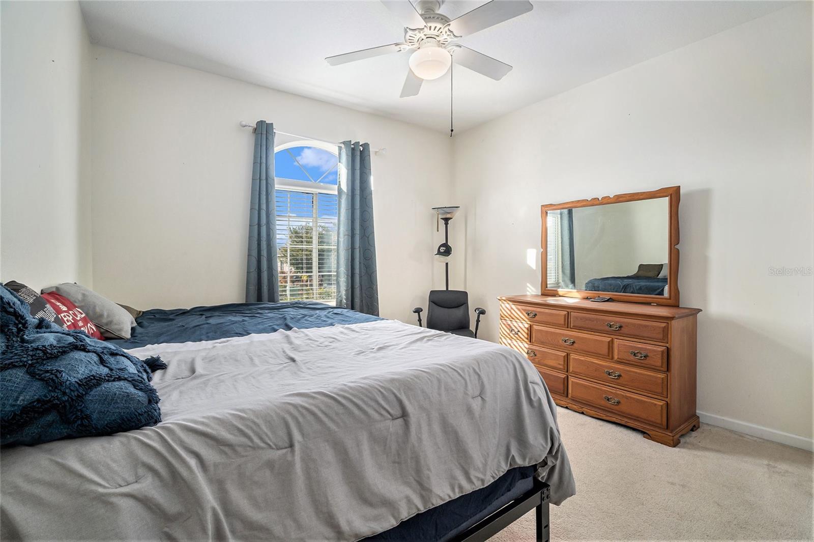 Image 19 of 38 For 2083 57th Court