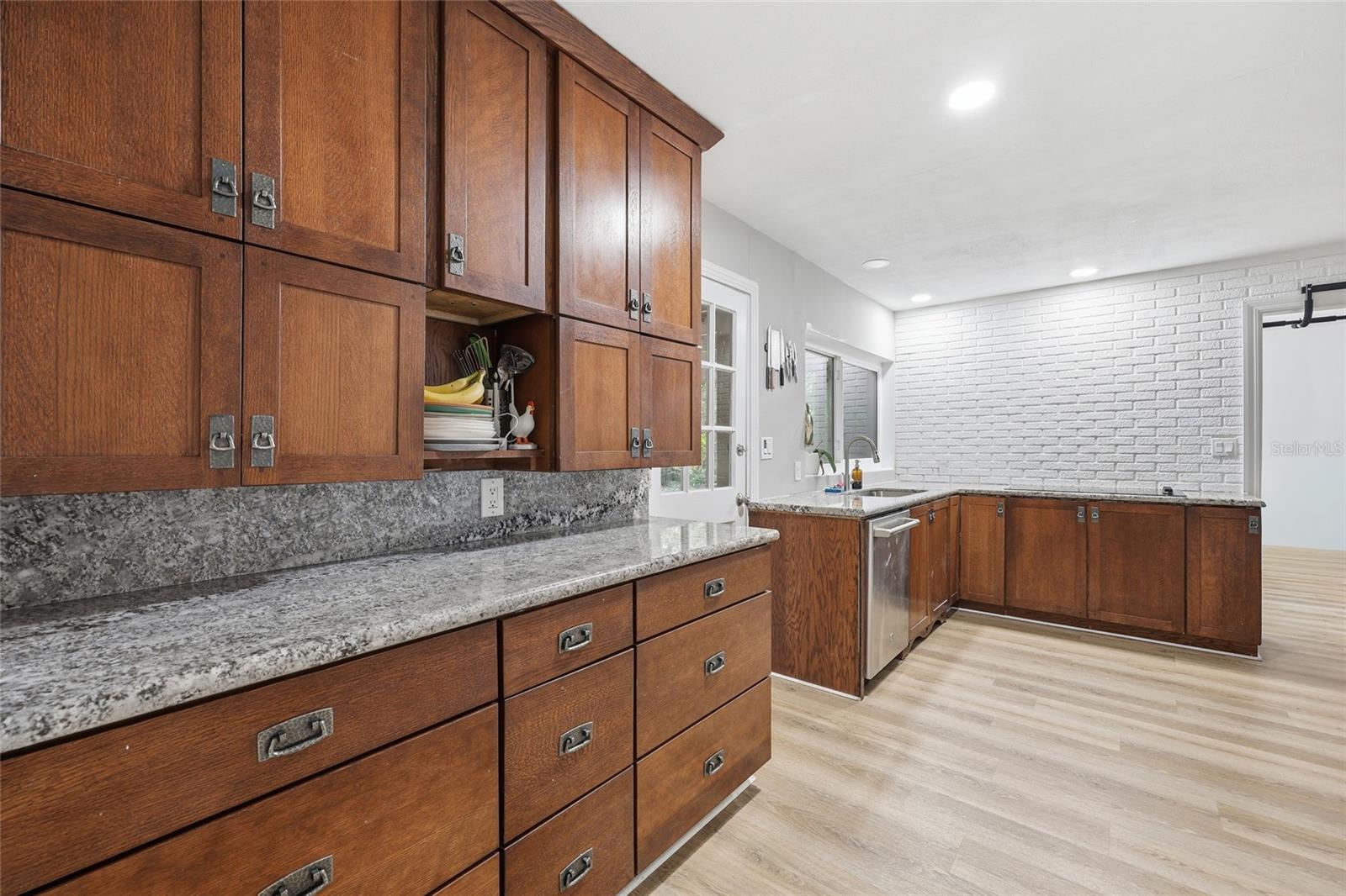 Image 10 of 31 For 1417 17th St