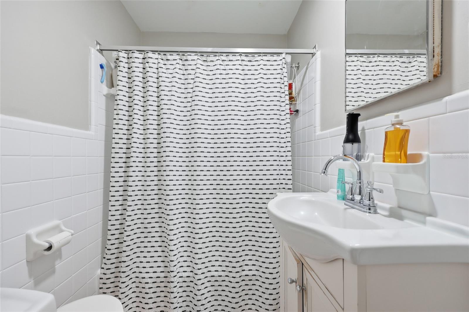 Image 22 of 31 For 1417 17th St