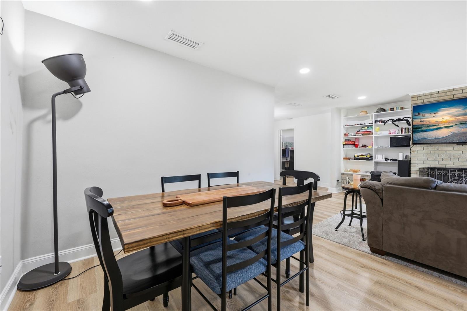 Image 7 of 31 For 1417 17th St