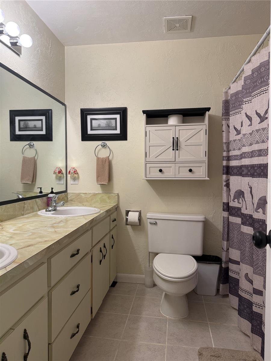 Image 12 of 22 For 1101 19th Place