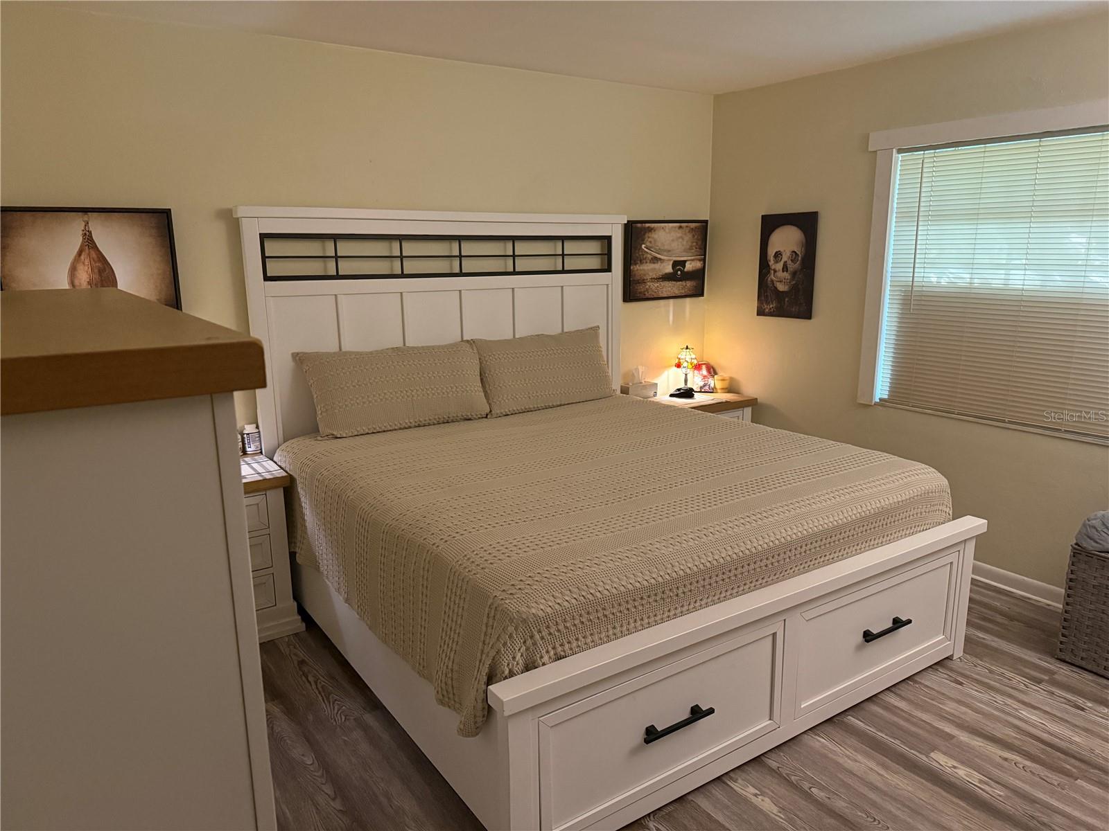 Image 16 of 22 For 1101 19th Place