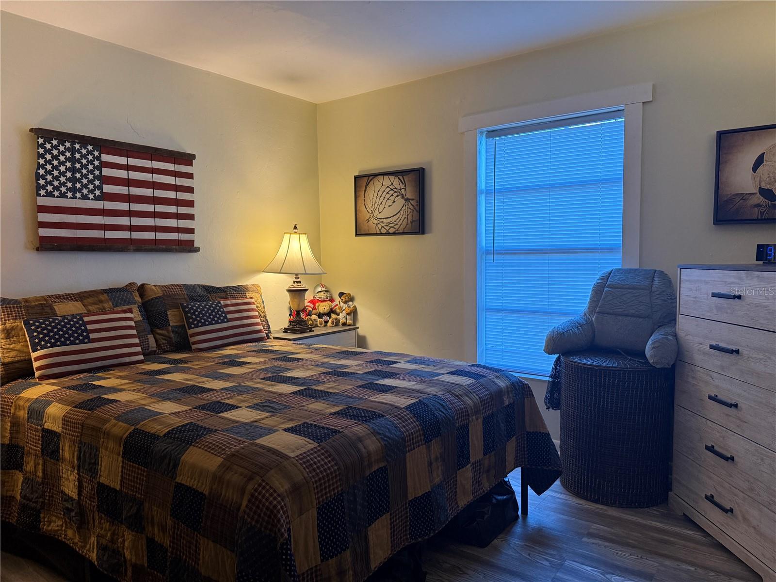 Image 19 of 22 For 1101 19th Place