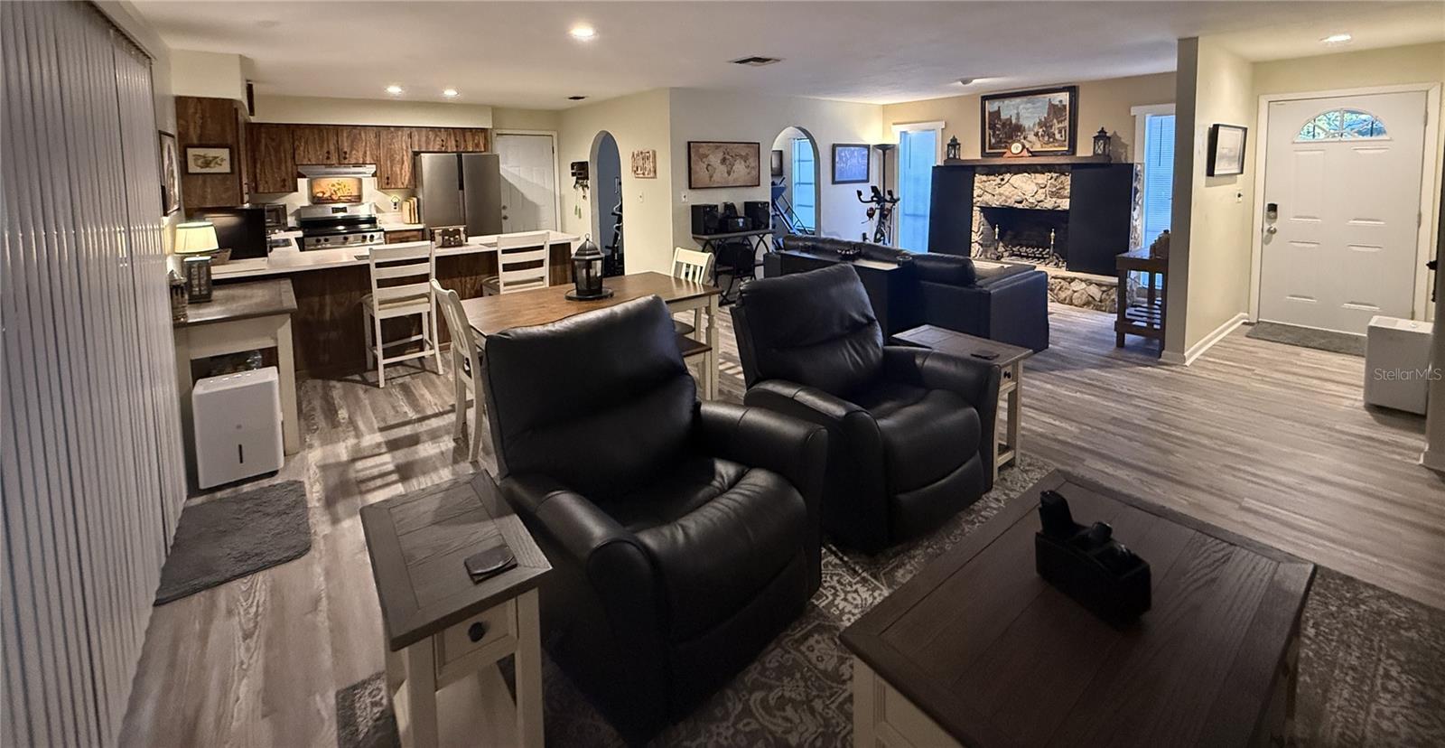 Image 4 of 22 For 1101 19th Place