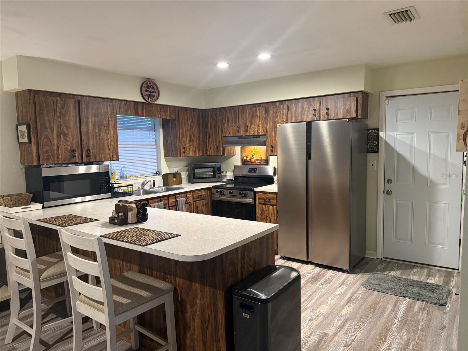 Image 9 of 22 For 1101 19th Place