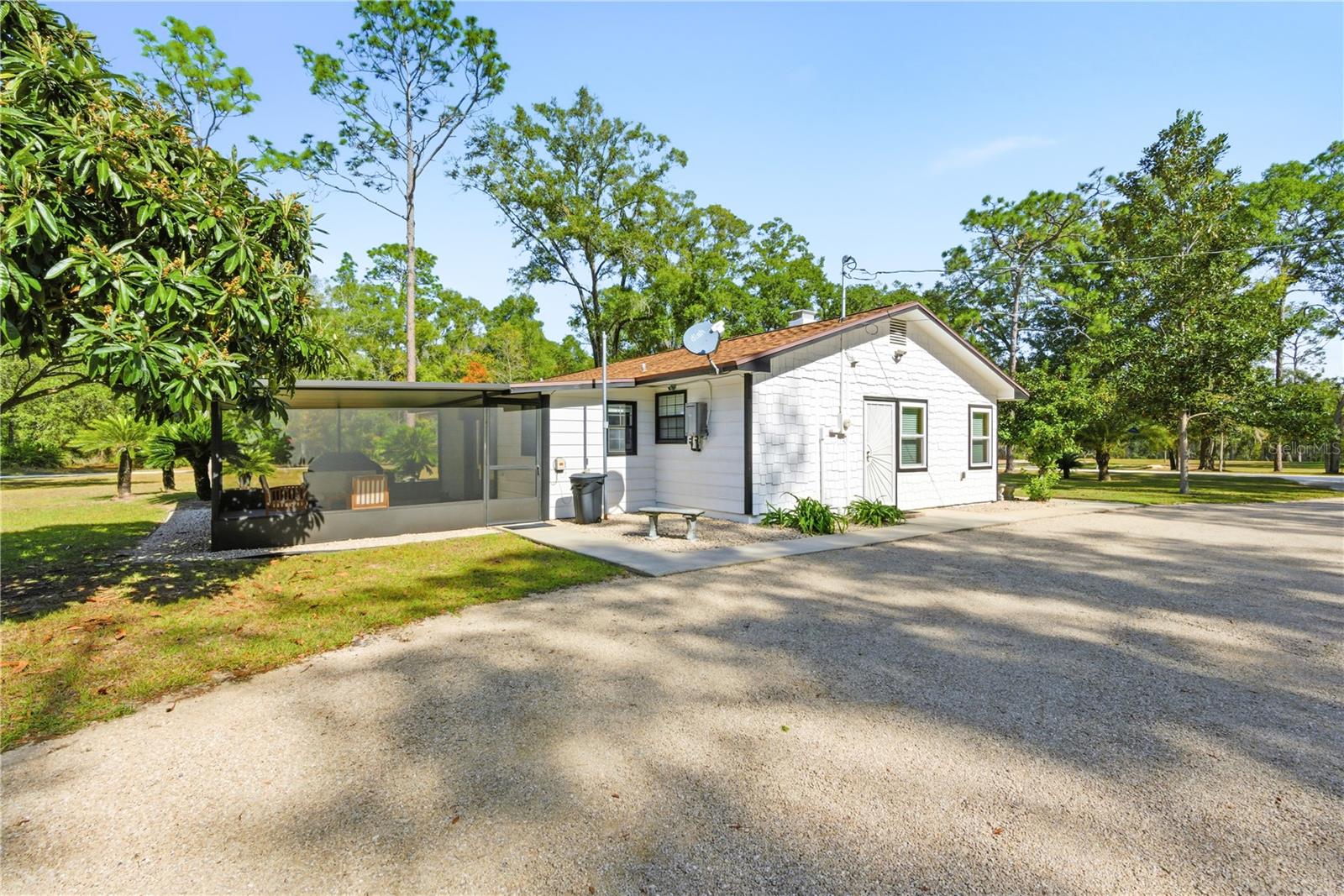 Image 27 of 67 For 521 838th Street