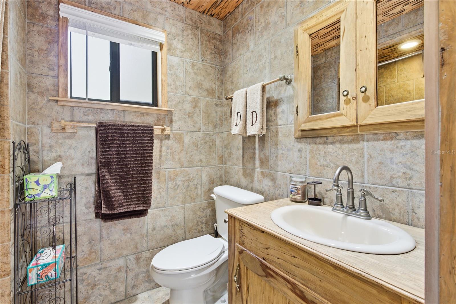 Image 32 of 67 For 521 838th Street