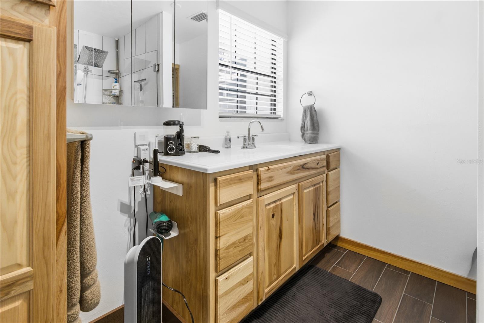 Image 41 of 67 For 521 838th Street