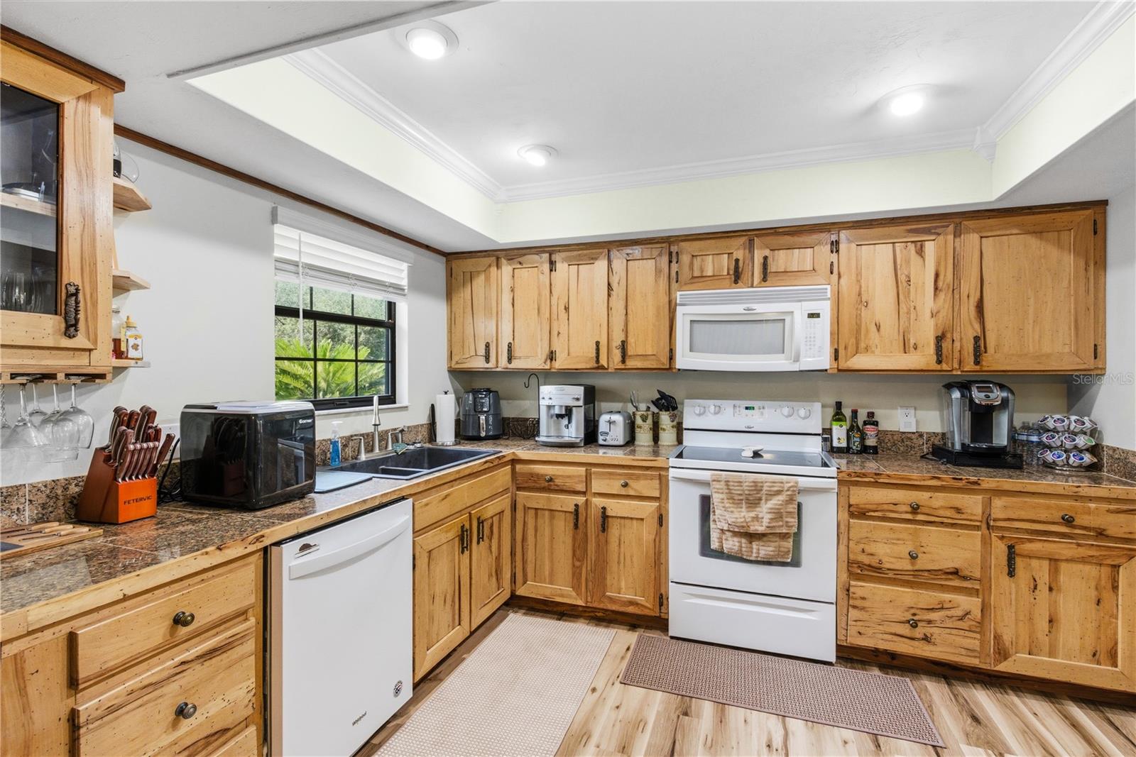 Image 46 of 67 For 521 838th Street