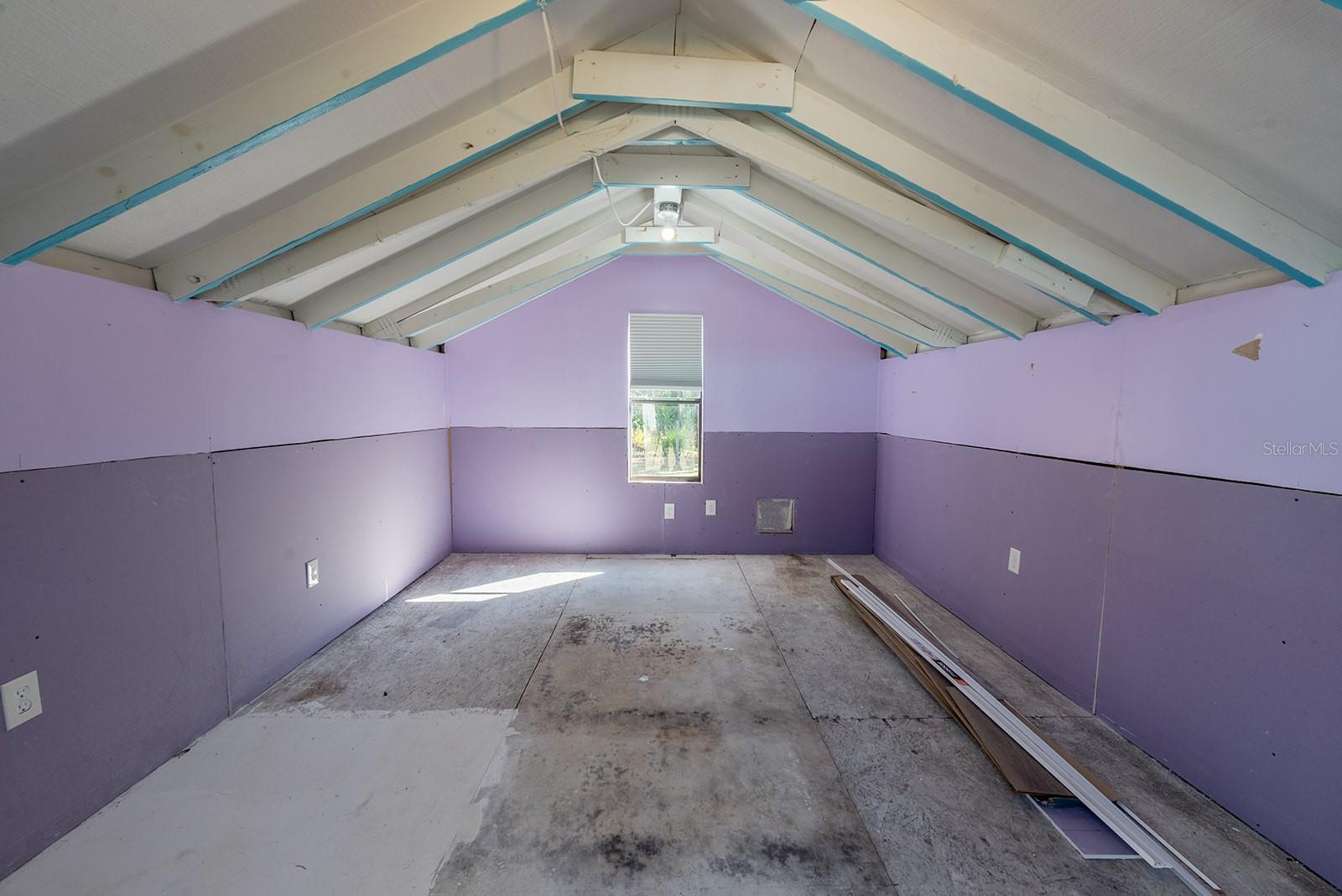 Image 18 of 43 For 259 373 Street