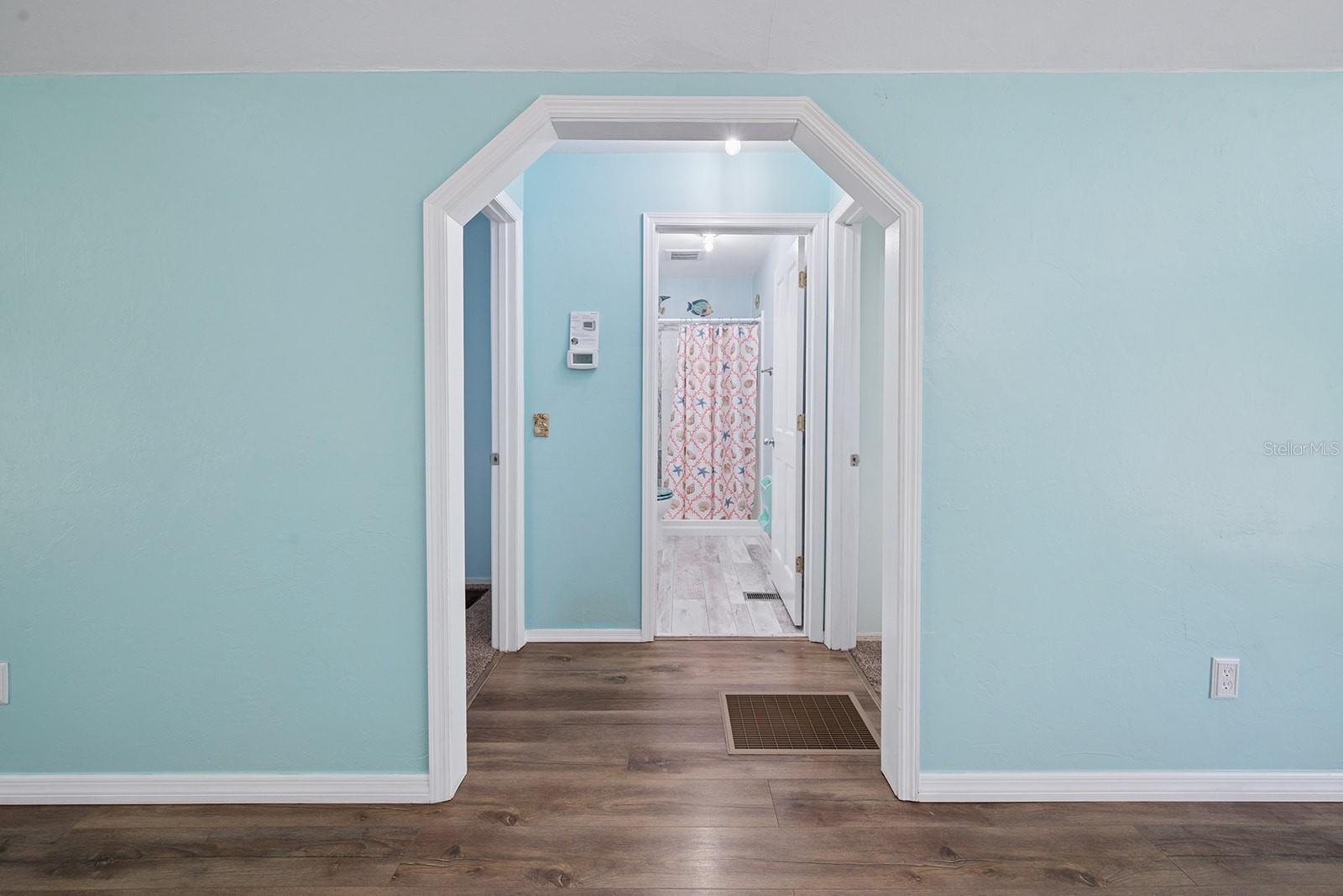 Image 34 of 43 For 259 373 Street