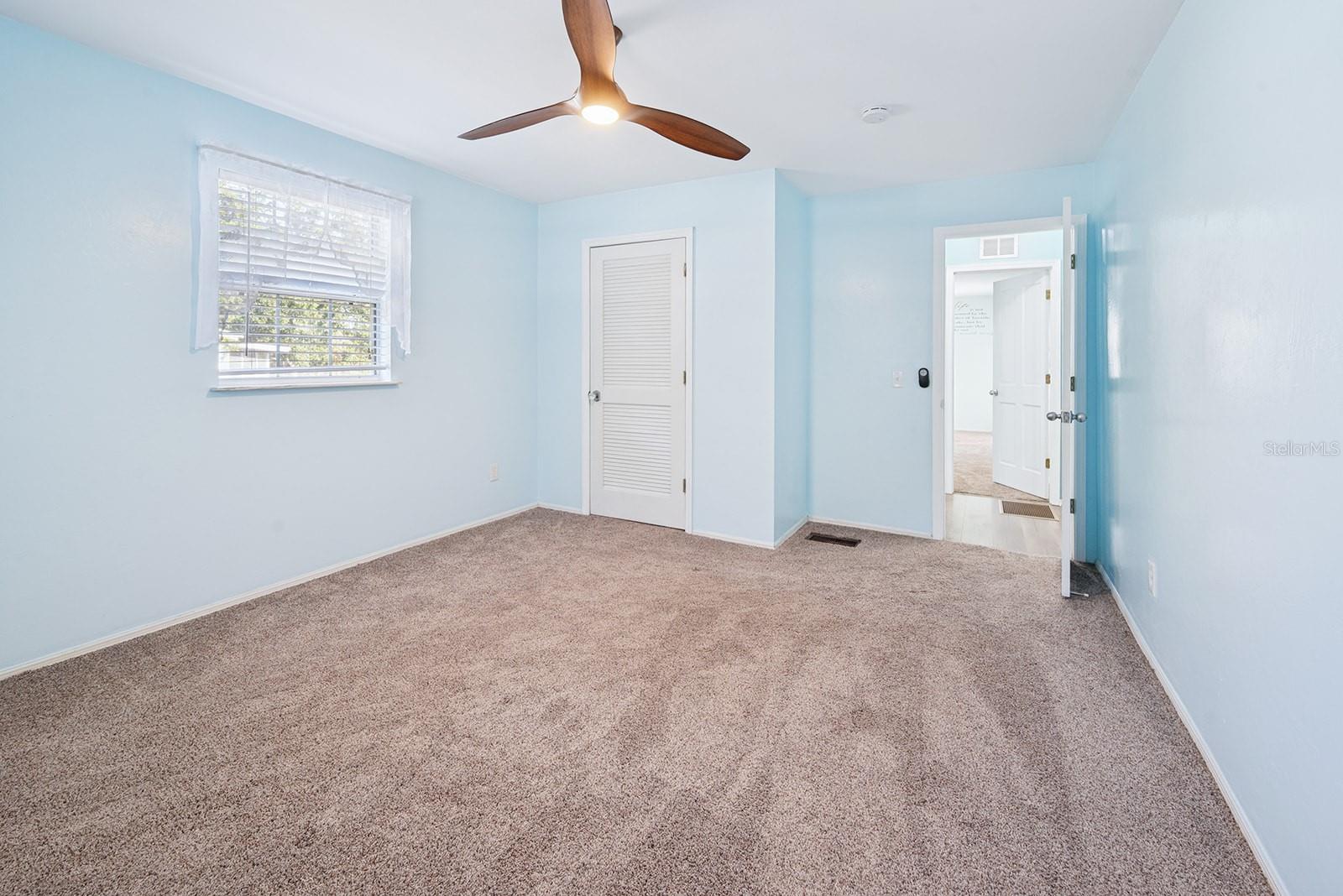 Image 39 of 43 For 259 373 Street