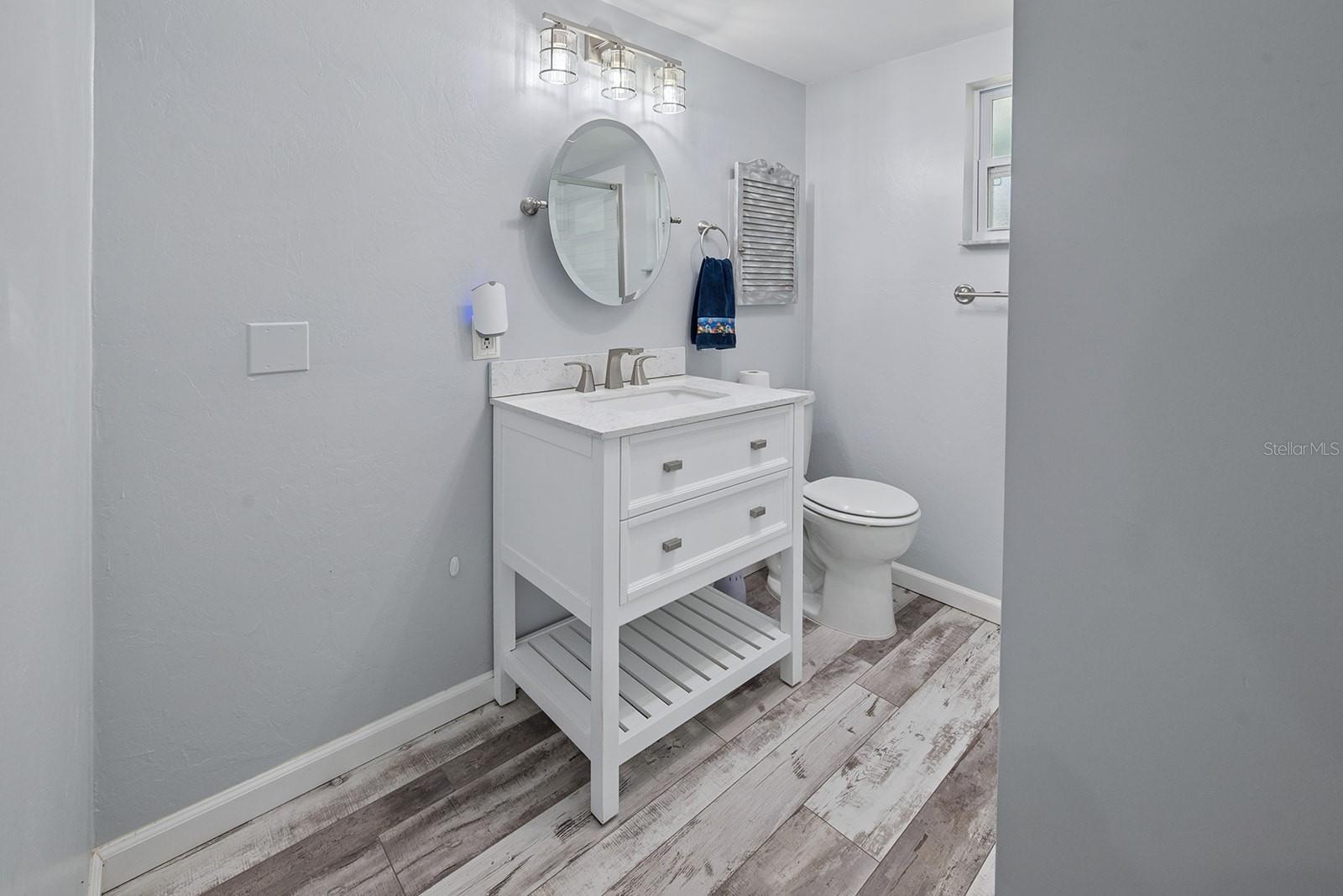 Image 40 of 43 For 259 373 Street