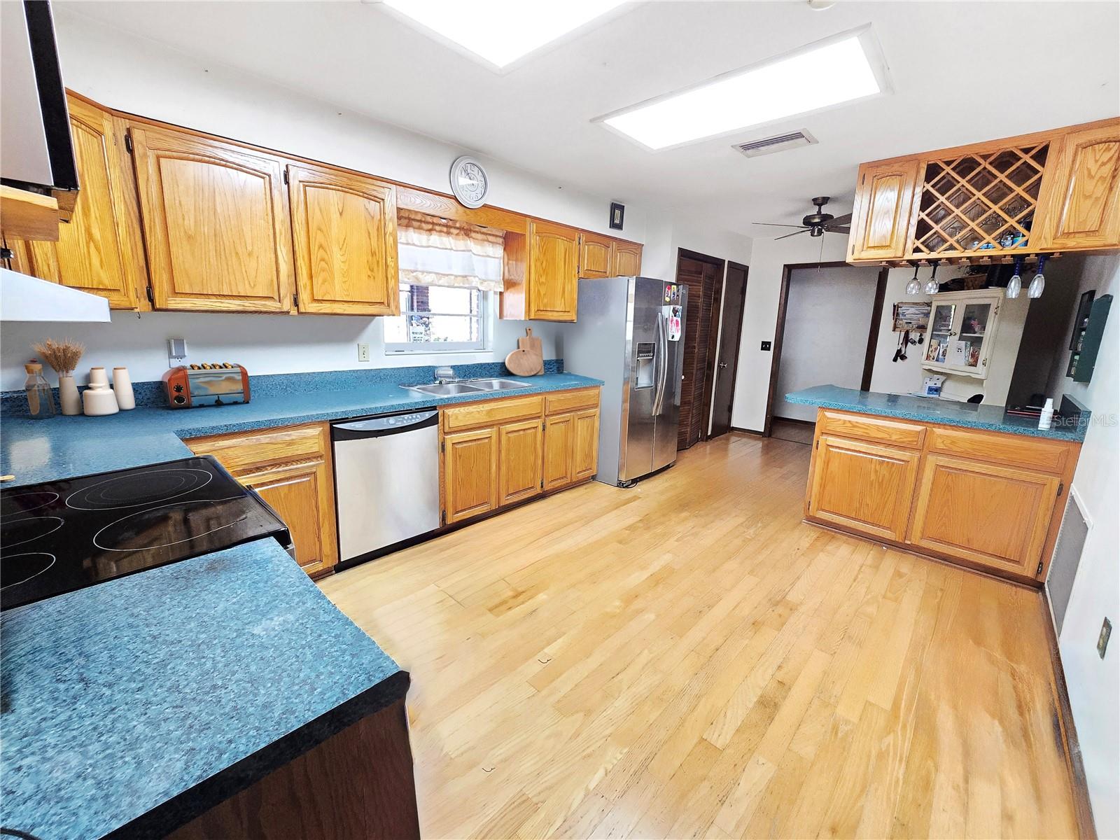 Image 10 of 18 For 12046 Us-301