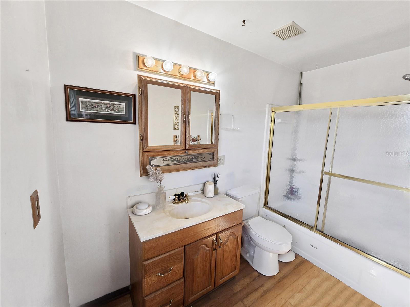 Image 16 of 18 For 12046 Us-301