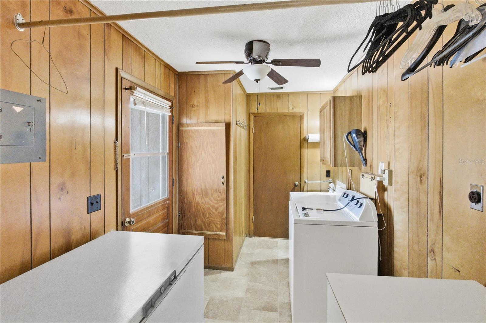 Image 38 of 51 For 3780 County Road 340