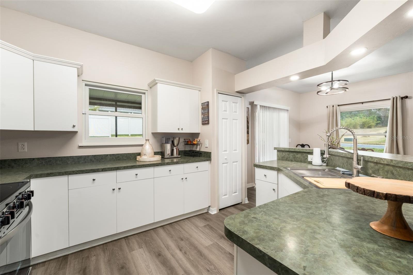 Image 10 of 40 For 10510 28th Place