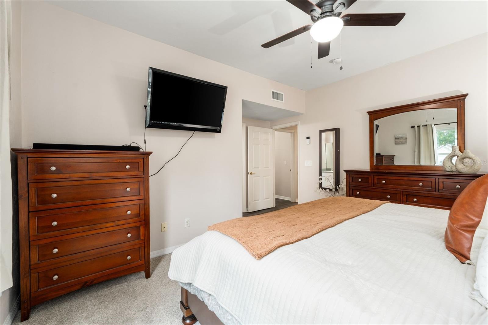 Image 15 of 40 For 10510 28th Place