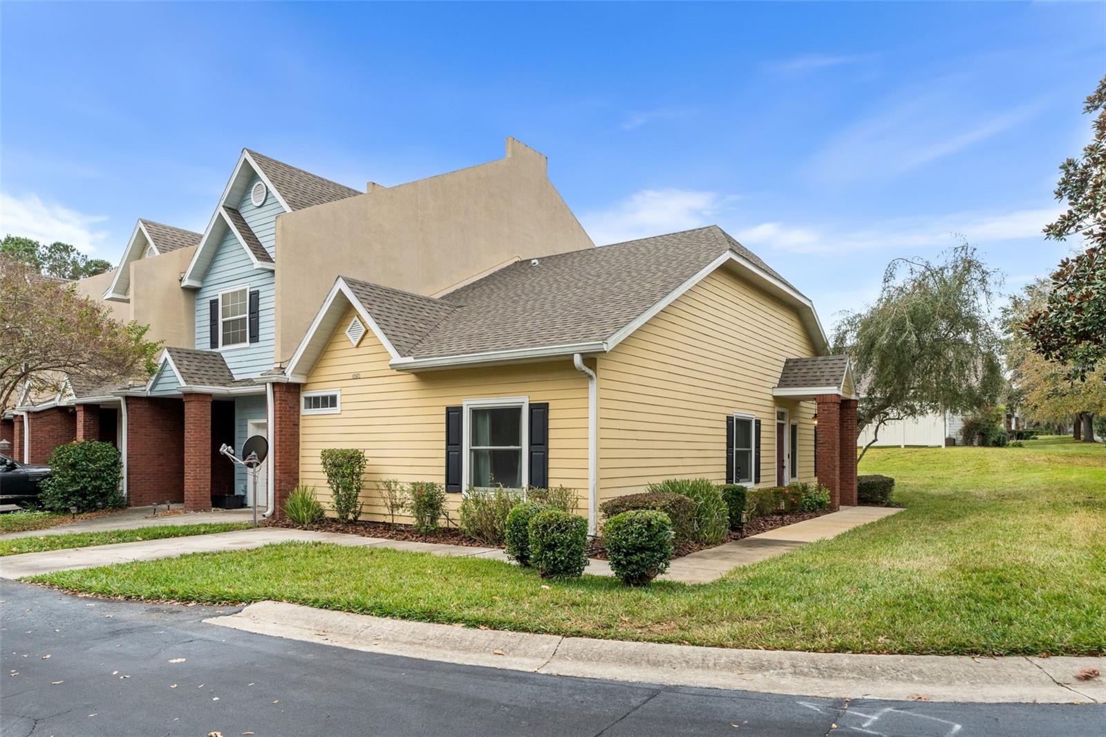 Image 2 of 40 For 10510 28th Place