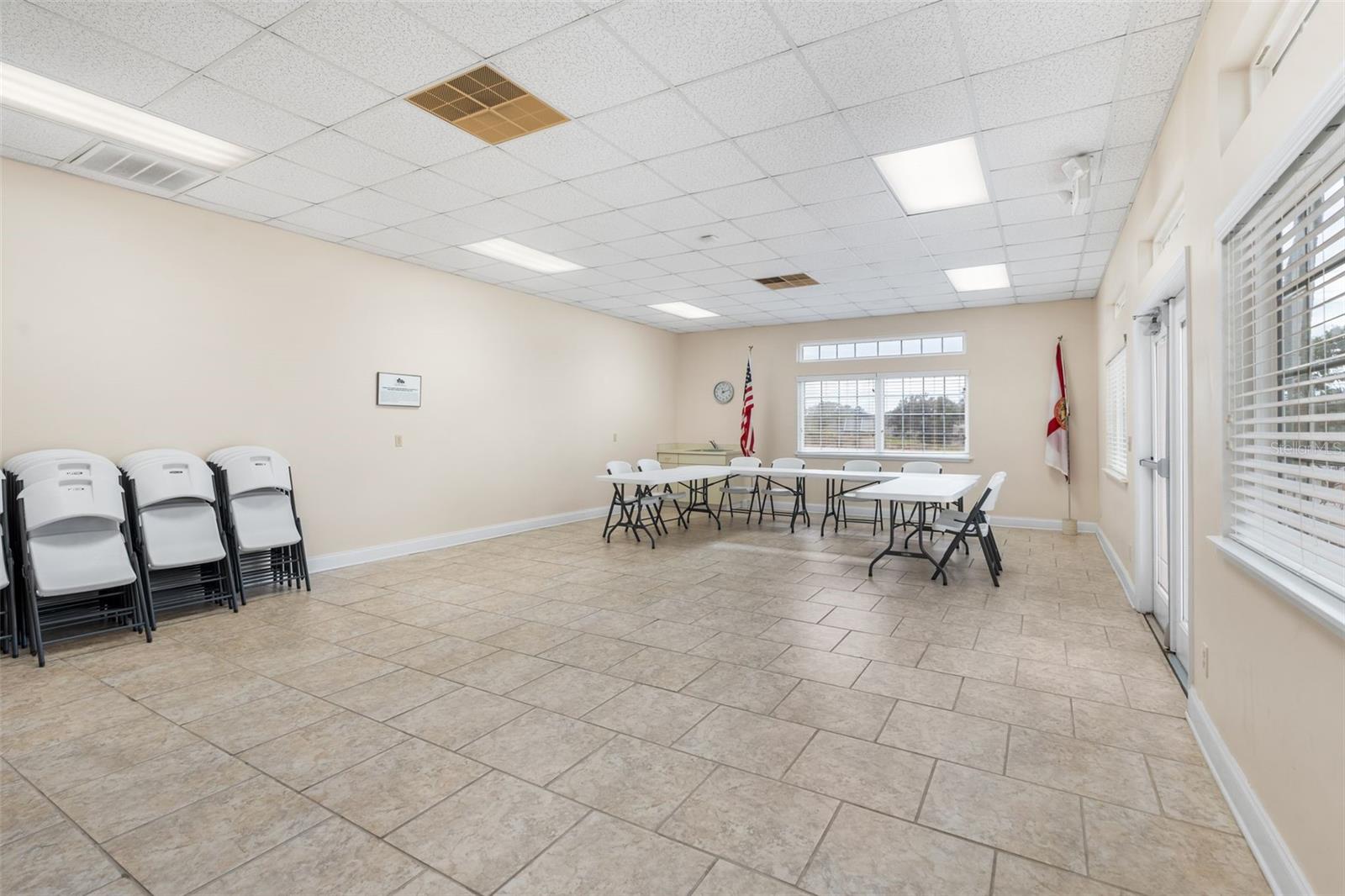 Image 34 of 40 For 10510 28th Place